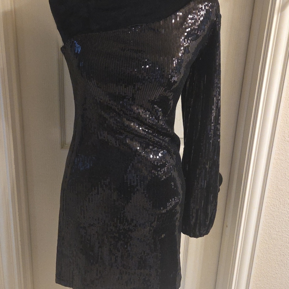 One-Shoulder Black Sequin Dress NWT - Picture 5 of 16